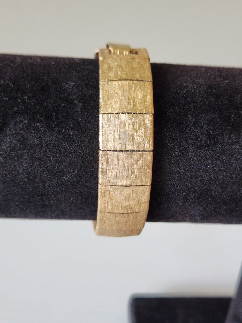 Vintage Emmons Gold Tone Bracelet Textured Mesh Panel Link Signed Retro Jewelry